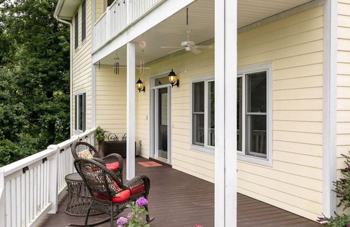 Fletcher Villa | Hutch Mtn Villa -Hot tub,pool table,air hockey,grill,Views!!!