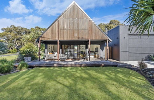 Hat Head Casa | Hutchies On The Beach 32 Hutcheson St