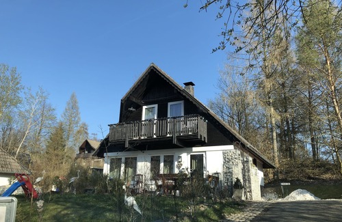 Feriendorf Frankenau Casa | Hüttenzauber Frankenau - Ferienhaus f. 2 a 6 personas, preferiblemente con un perro
