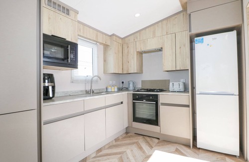 Bognor Regis Cabaña | HW42, pet friendly, with pool in Bognor Regis