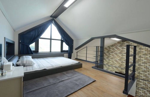 Hwacheon Casa | Hwacheon Pension AU