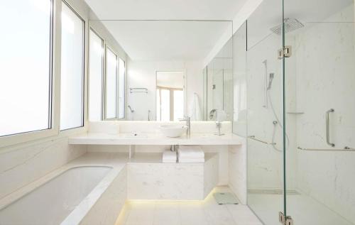 Sol Hotel | Hyatt Centric Gran Via Madrid