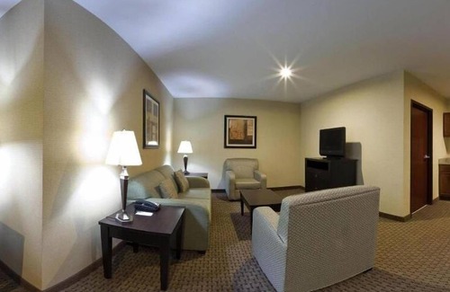 Rogers Hotel | Hyatt House Bentonville/Rogers
