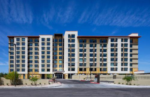 North Scottsdale Hotel | Hyatt House North Scottsdale