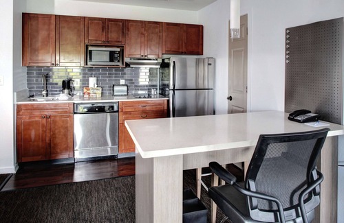 Sterling Hotel | HYATT house Sterling/Dulles Airport-North