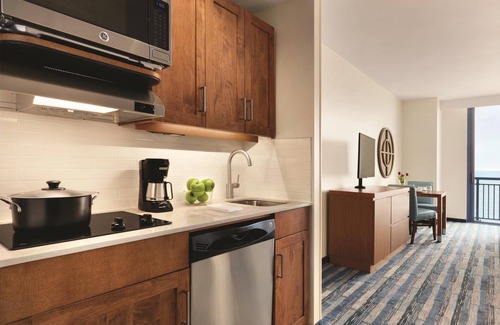 Northeast Virginia Beach Hotel | Hyatt House Virginia Beach / Oceanfront