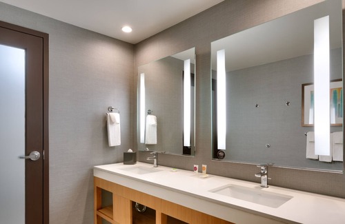 Anaheim Resort Hotel | Hyatt Place at Anaheim Resort/Convention Center