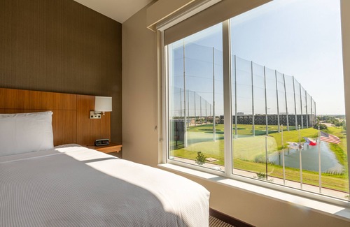 The Colony Hotel | Hyatt Place Dallas / The Colony