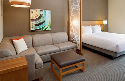 Downtown Hotel | Hyatt Place Glendale / Los Angeles