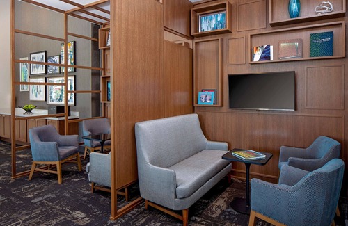 Downtown Hotel | Hyatt Place Glendale / Los Angeles