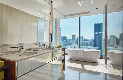Nana Hotel | Hyatt Regency Bangkok Sukhumvit