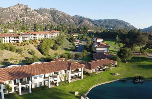 Escondido Condominio | Hyatt Vacation Club @ Welk Resort 2BR/2 BA July 6-13, 2024