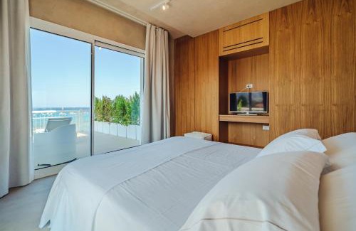 Mondello Casa | Hybrid Icon Rooms Gallery