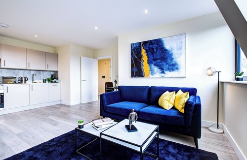 Cheam Apartamento | Hybrid Resi - Sutton | 2 Bed Apartment
