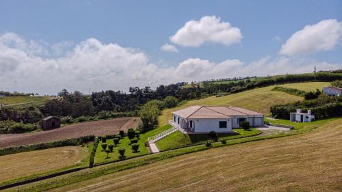 Agua de Pau Villa | Hydrangea House