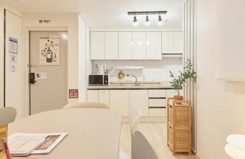 Jongno Apartamento | Hyehwamun Myeongdong Stay, 3 min to Naksan Park, 8 min to DDP, 10 min to Gyeongbokgung, Daehak-ro, place for 6p