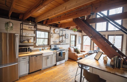 Stanton Cabina | Hygge: a modern cabin with a cozy feel