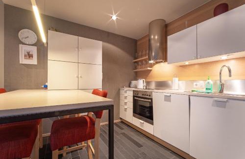 Kuressaare Apartamento | HYGGE APART with fireplace at the seaside