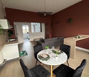 Boulogne-sur-Mer Apartamento | HYPER CENTRE A 100 M DES REMPARTS VEILLE VILLE , possible tout faire à pieds