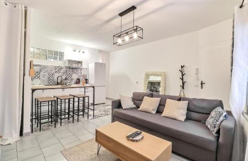 Beaucaire Apartamento | Hyper Centre Terrasse Wifi La Pierre d'Histoire