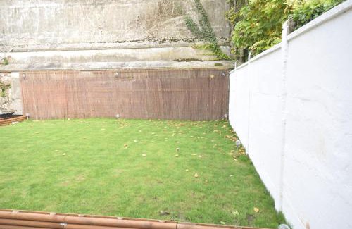 Valenciennes Apartamento | HYPER CENTRE VALENCIENNES - WIFI - TERRASSE - TRAMWAY - leRelaisdOdile2