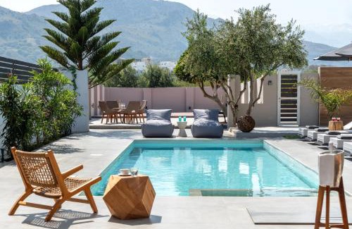Paralia Kourna Apartamento | Hypnosis Beachside Villa with Private Heated Pool
