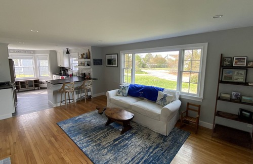 Hyannis Port Casa | Hyport home steps from beach and best of Cape Cod