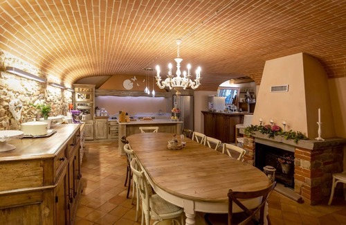 Vorno Villa | I Concari - Cuatro Habitaciones Villa, Capacidad 8