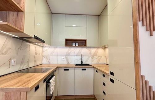 Kragujevac Apartamento | I&I 3 Bedrooms Apartment