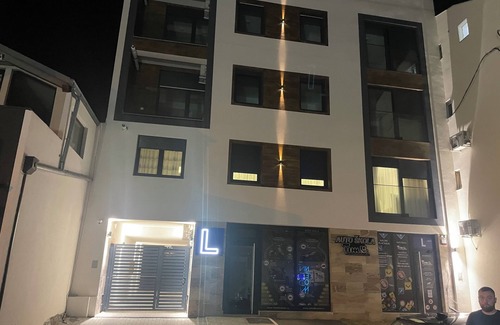 Kragujevac Apartamento | I&I 3 Bedrooms Apartment
