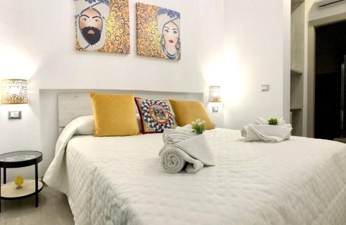 Lascari Casa | I Mori Holiday Rooms