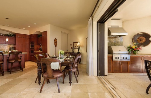 Wailea Villa | I. P.M PRESENTA: Penthouse K108 - 2. 5 habitaciones, ubicación perfecta + tarifas increíbles.