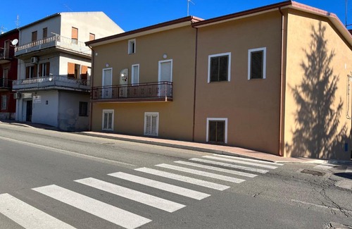 Corigliano Calabro Cama Y Desayuno | I Papaveri