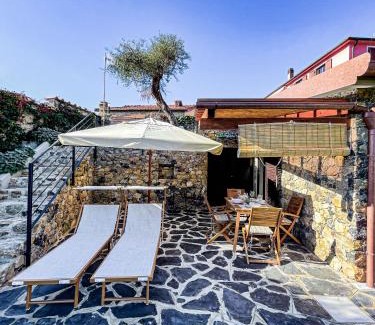 San Terenzo Casa | I Particolari