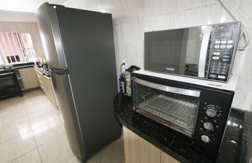 Matinhos Casa | I rent a beach house with a swimming pool, air conditioning, pool table and sauna.