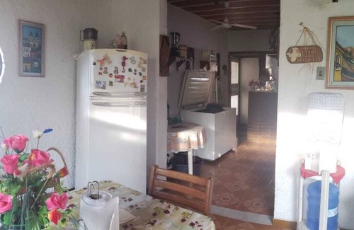 Praia do Jardim Apartamento | Alquiler de habitaciones / Piso Compartido
