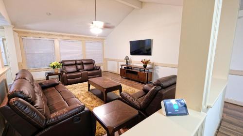 Atascocita Casa | IAH, Humble, Woodlands, Spring, Cypress - Ambergate