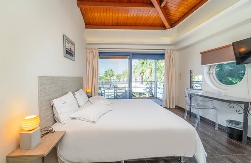 Lefkada Hotel | Ianos Hotel