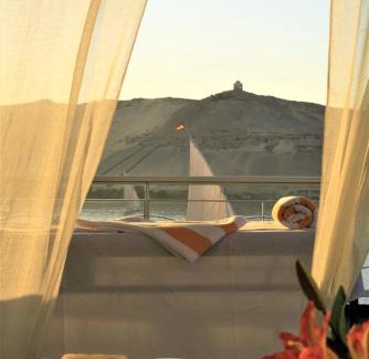 Nile River Luxor Alquiler De Eote | Iberotel Crown Empress Nile Cruise - Every Monday from Luxor for 07 & 04 Nights - Every Friday From Aswan for 03 Nights