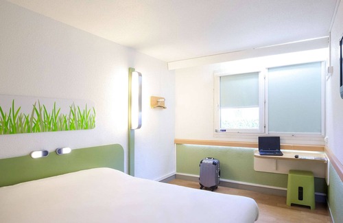 Saint-Christol-Les-Ales Hotel | ibis budget Alès Saint Christol