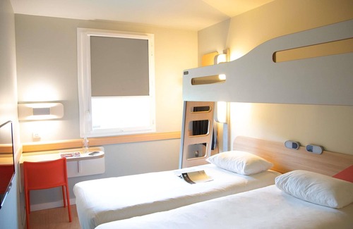 Montigny-le-Bretonneux Hotel | ibis budget Saint Quentin en Yvelines Velodrome