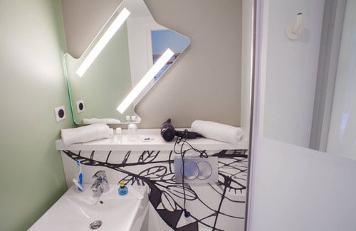 Lormont Hotel | ibis budget Bordeaux Lormont