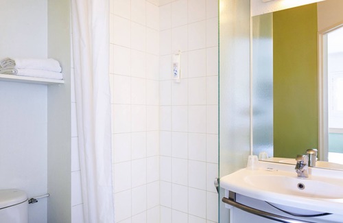 Chartres Hotel | ibis budget Chartres