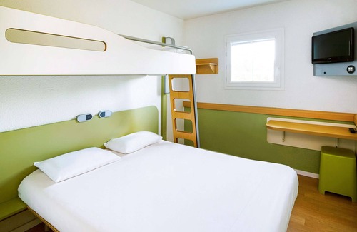 Chartres Hotel | ibis budget Chartres