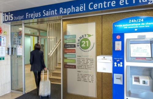 Saint-Raphael Hotel | Ibis Budget Fréjus St Raphaël centre