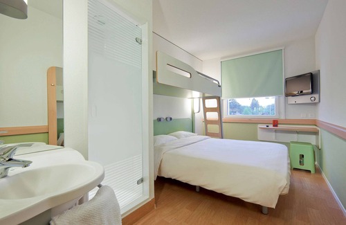 Lancy Hotel | ibis budget Geneve Petit Lancy