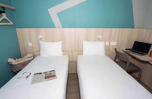 Honfleur Hotel | ibis budget Honfleur Centre Ville