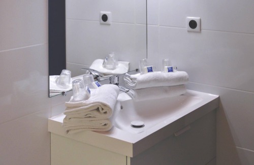 Hyeres City Centre Hotel | ibis budget Hyères Centre Ville