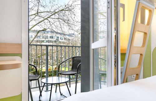 Issy-les-Moulineaux Hotel | ibis budget Issy Les Moulineaux Paris Ouest