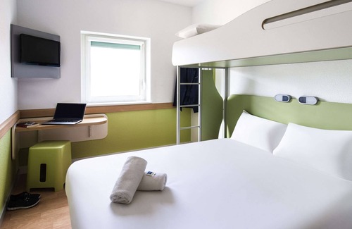 London Borough of Hounslow Hotel | ibis budget London Hounslow